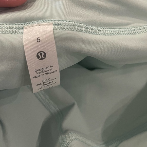 Lululemon Pace Rival Skirt *Tall DELM size 6 - Picture 2 of 3